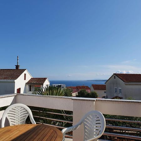 Apartment With Terace And Sea View Marica 克尔克 外观 照片